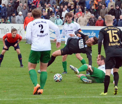 Favorit erteilt Lehrstunde