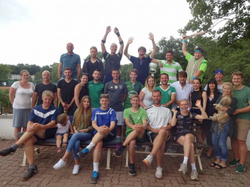 Rote Asche statt grüner Rasen