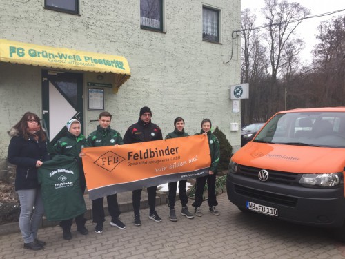 U15 bedankt sich bei Feldbinder