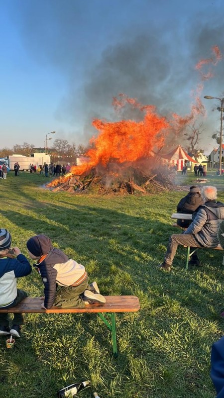 Rückblick zum Osterfeuer
