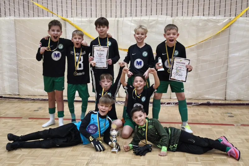 E-Jugend triumphiert beim Füngers-Cup