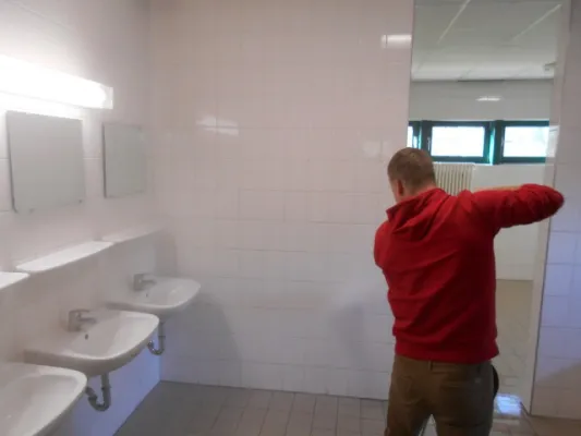 Arbeitseinsatz (neue Kabinen) 2014